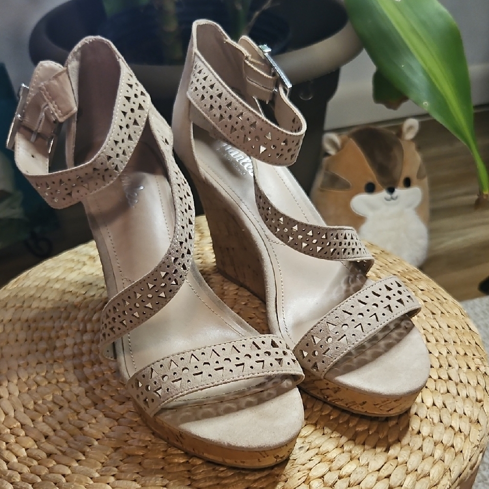 Charles By Charles David Tan Wedge Ankle Strap Sandals Size 8M